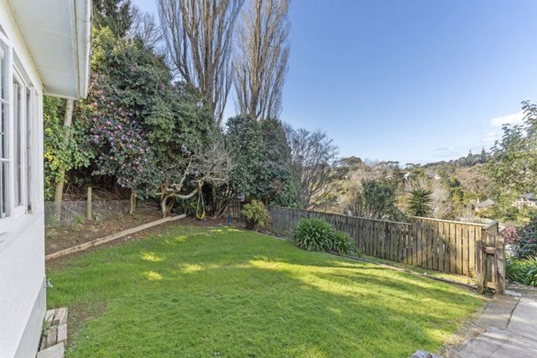 Photo of property in 20 Frankley Road, Westown, New Plymouth, 4310