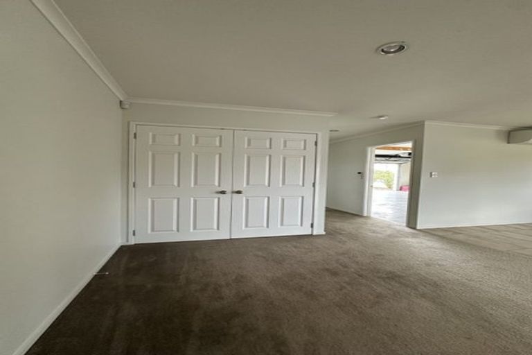 Photo of property in 13 Hoihere Drive, One Tree Point, 0118