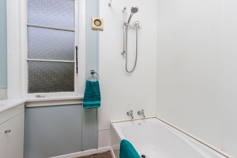 Photo of property in 1/1 Hinau Street, The Brook, Nelson, 7010