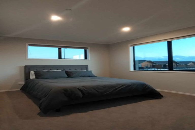 Photo of property in 4 Whakato Avenue, Kumeu, 0810