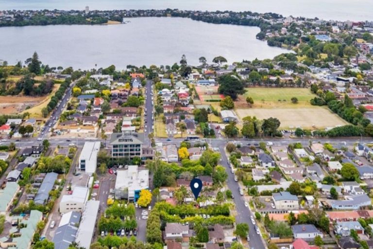 Photo of property in 1/7 Karaka Street, Takapuna, Auckland, 0622