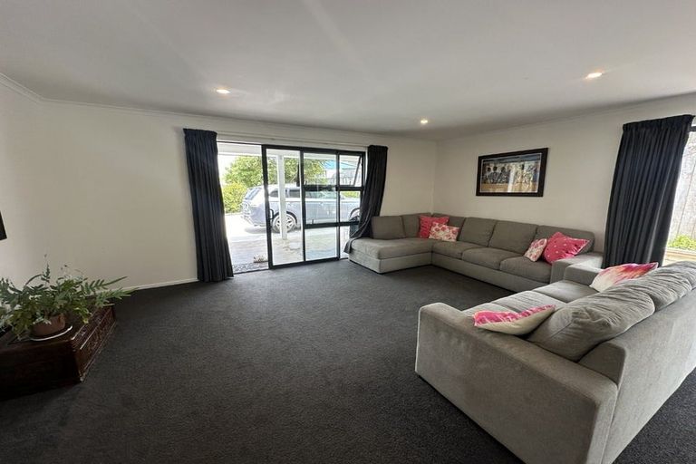 Photo of property in 4a View Road, Hikurangi, 0114