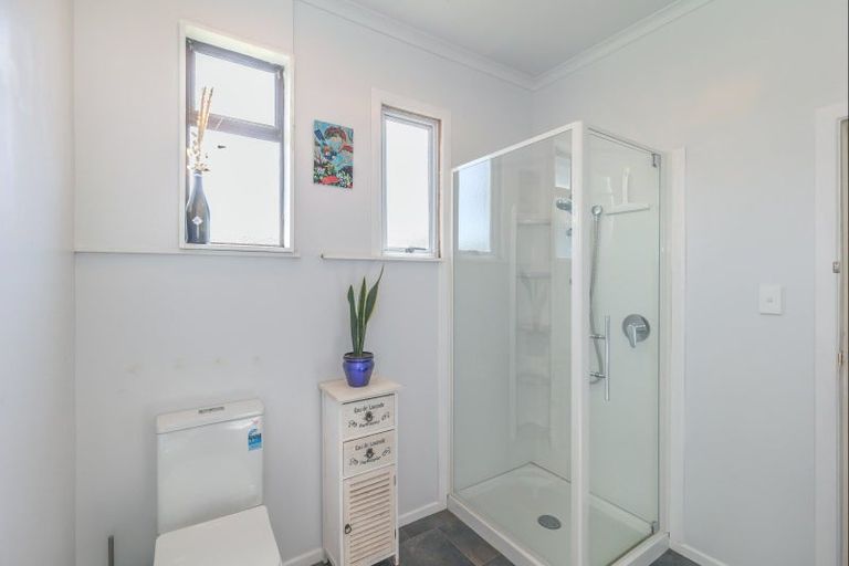 Photo of property in 10 Mahuri Street, Himatangi Beach, Foxton, 4891