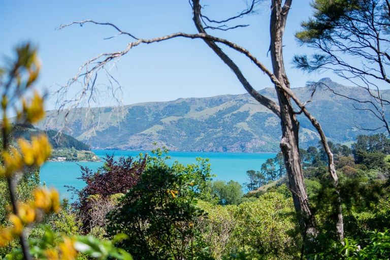 Photo of property in 6888i Christchurch Akaroa Road, Takamatua, 7581