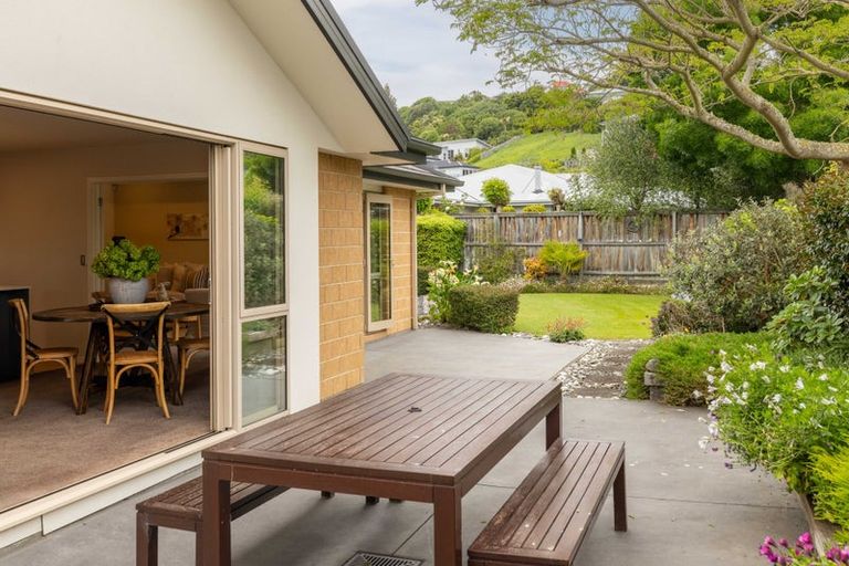 Photo of property in 14 Holbrook Way, Westmorland, Christchurch, 8025