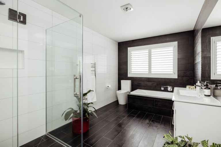 Photo of property in 78 Ranginui Road, Welcome Bay, Tauranga, 3175