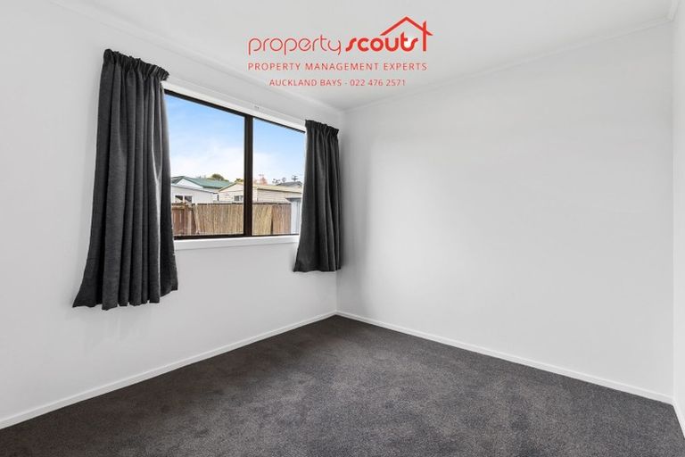Photo of property in 551 Swanson Road, Ranui, Auckland, 0612