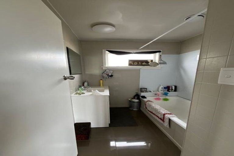 Photo of property in 10 George Street, Waitara, 4320