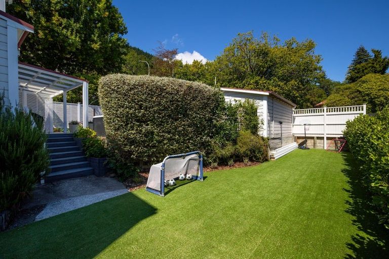 Photo of property in 24 Ngatitama Street, Nelson South, Nelson, 7010