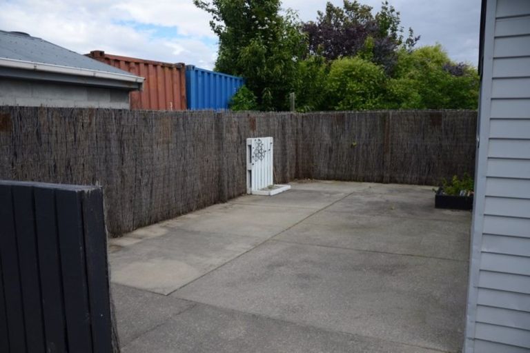 Photo of property in 33 Farnborough Street, Aranui, Christchurch, 8061