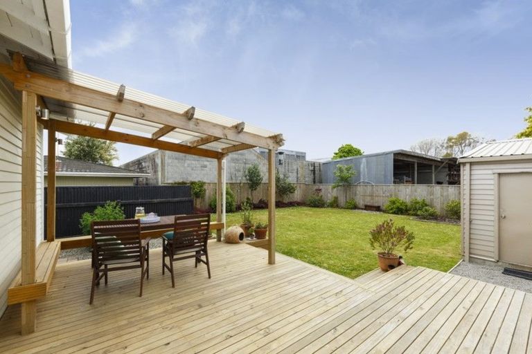 Photo of property in 557 Ruahine Street, Hokowhitu, Palmerston North, 4410