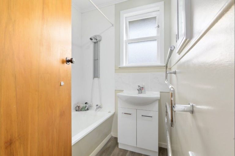 Photo of property in 9 Coleridge Drive, Enderley, Hamilton, 3214