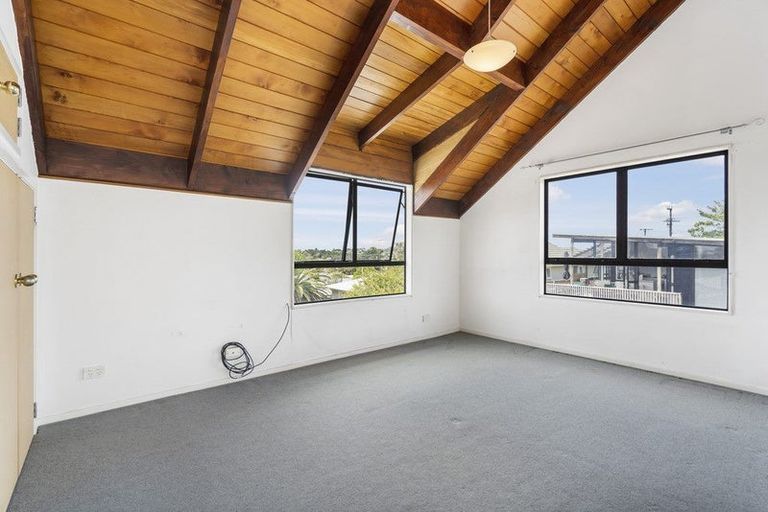 Photo of property in 53 Alfred Street, Fairfield, Hamilton, 3214