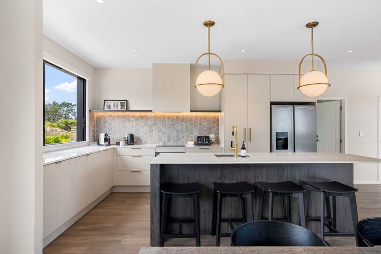 Photo of property in 34 North Ridge Drive, Pauanui, 3579