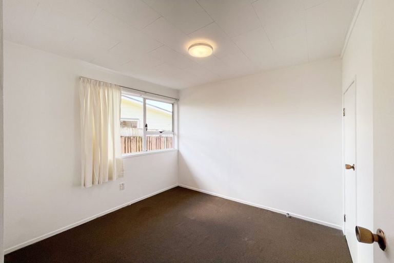 Photo of property in 59 Casuarina Road, Half Moon Bay, Auckland, 2012