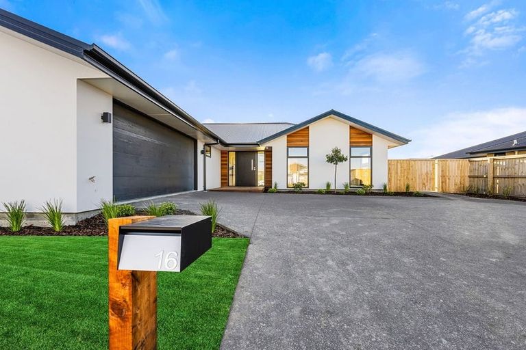 Photo of property in 16 Falcons View Drive, Rolleston, 7615