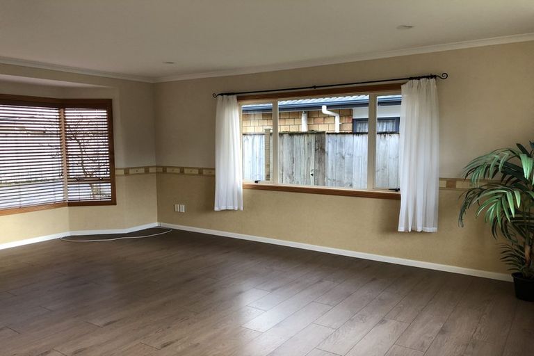 Photo of property in 79 Meadowland Drive, Somerville, Auckland, 2014