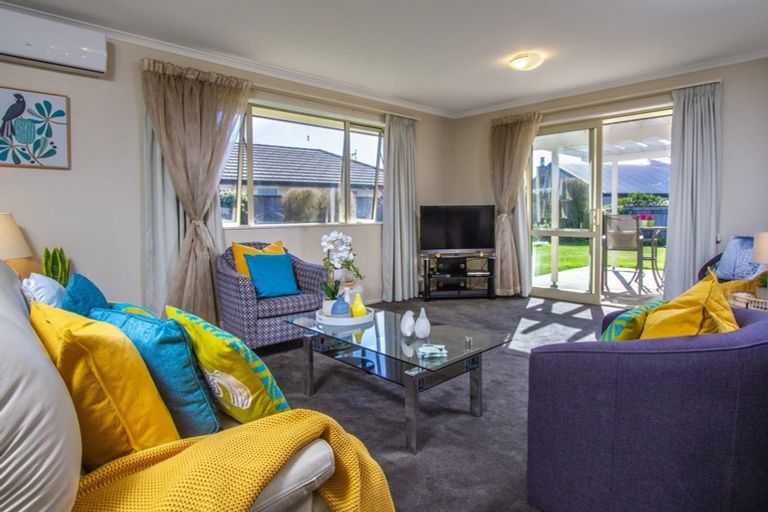 Photo of property in 14 Ernest Place, Brightwater, 7022