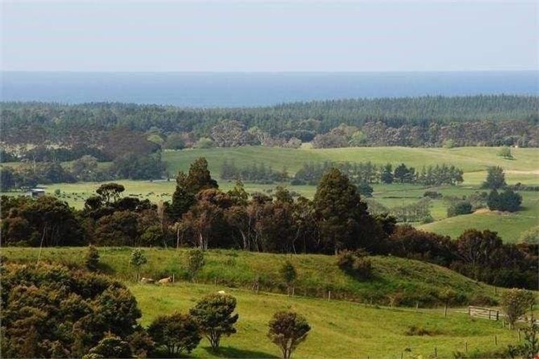 Photo of property in 9 Te Arai Point Road, Te Arai, Wellsford, 0975