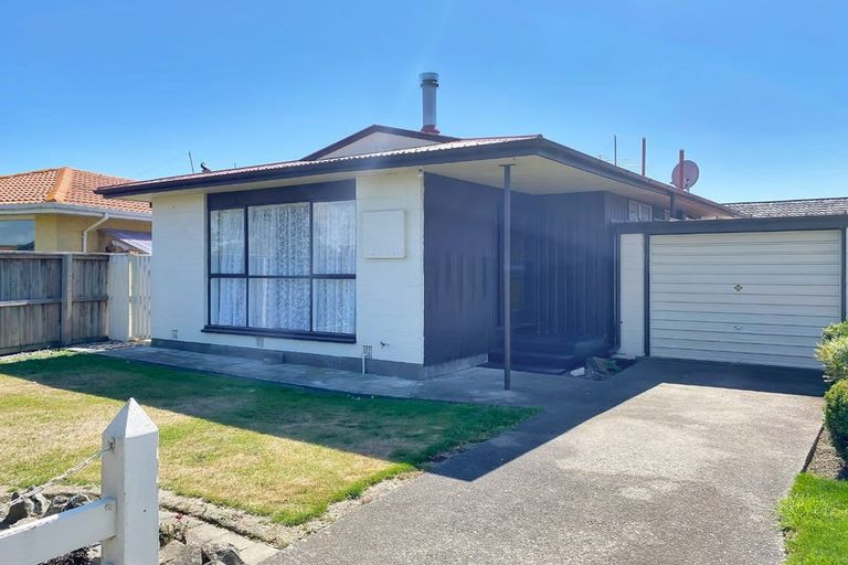 Photo of property in 83 Gray Crescent, Kaiapoi, 7630