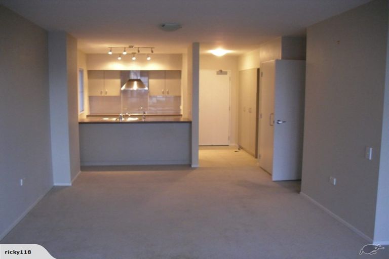 Photo of property in 1/45 Haven Drive, East Tamaki, Auckland, 2013
