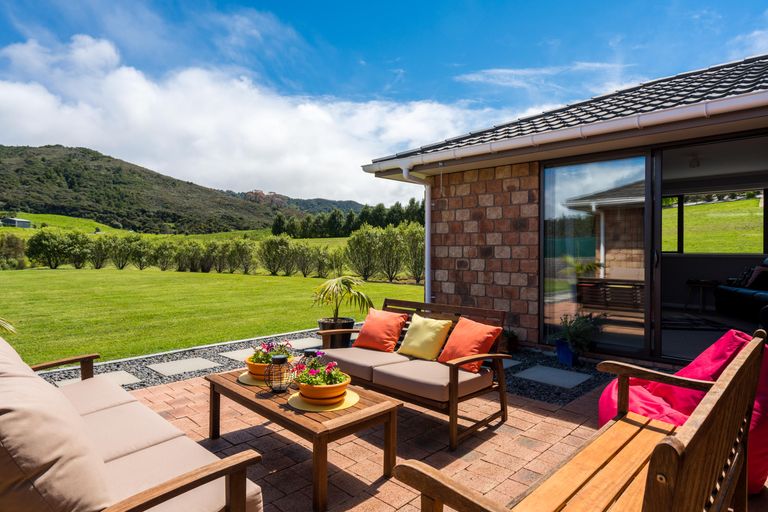 Photo of property in 45 Warbler Way, Mangawhai, 0573