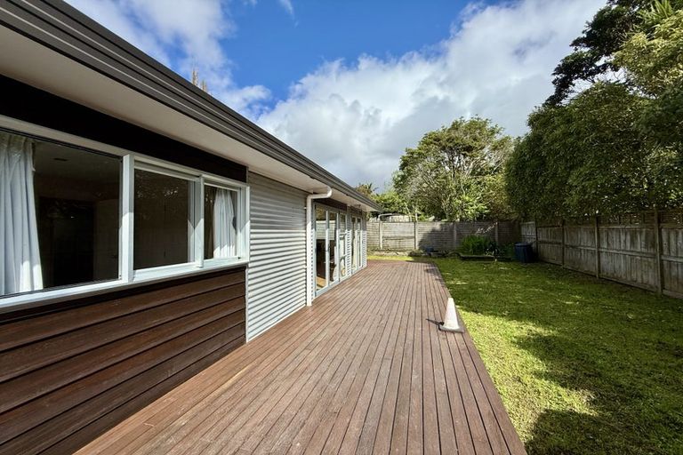 Photo of property in 10a Olwyn Place, Greenhithe, Auckland, 0632