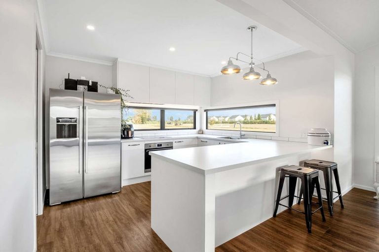 Photo of property in 10 Mills Road, Marshland, Christchurch, 8051