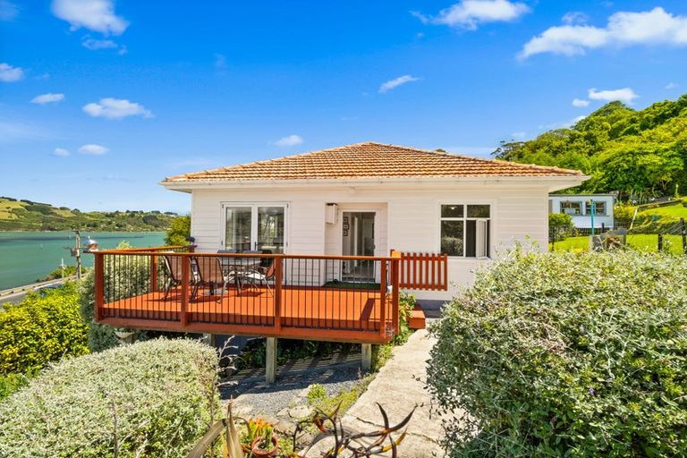 Photo of property in 349 Ravensbourne Road, Maia, Dunedin, 9022