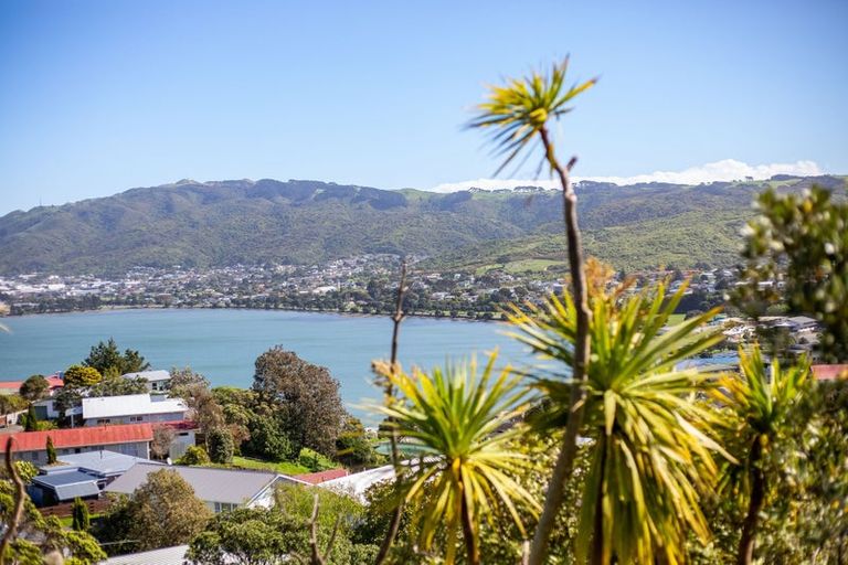 Photo of property in 21 Inlet View, Titahi Bay, Porirua, 5022