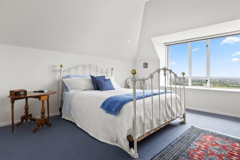 Photo of property in 1/17 Petworth Place, Westmorland, Christchurch, 8025