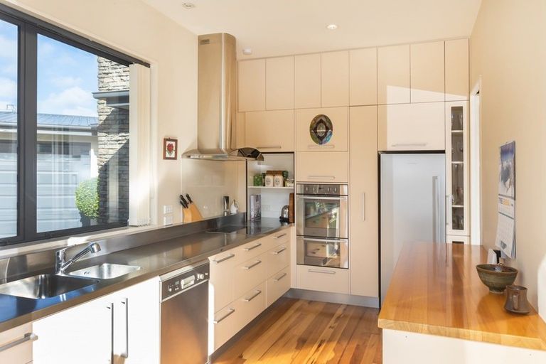 Photo of property in 51 Kirkwood Avenue, Upper Riccarton, Christchurch, 8041