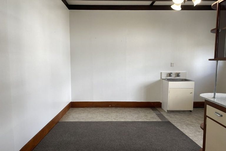 Photo of property in 204 Southland Road, Hastings, 4122