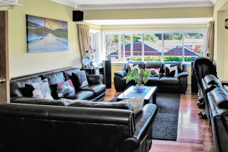 Photo of property in 22 Middleton Road, Johnsonville, Wellington, 6037