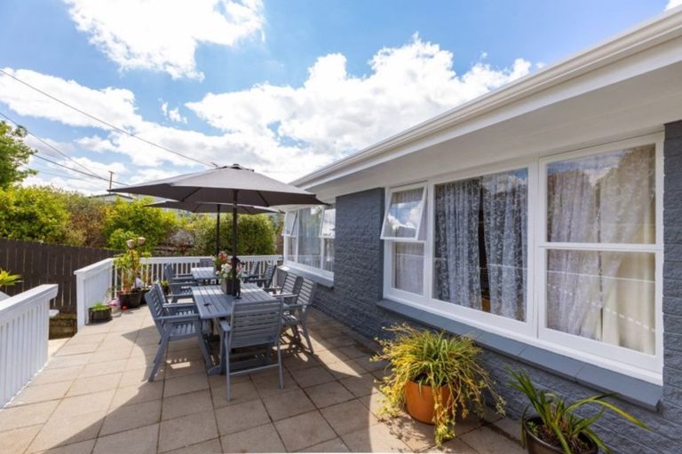 Photo of property in 52 Rodney Street, Wellsford, 0900