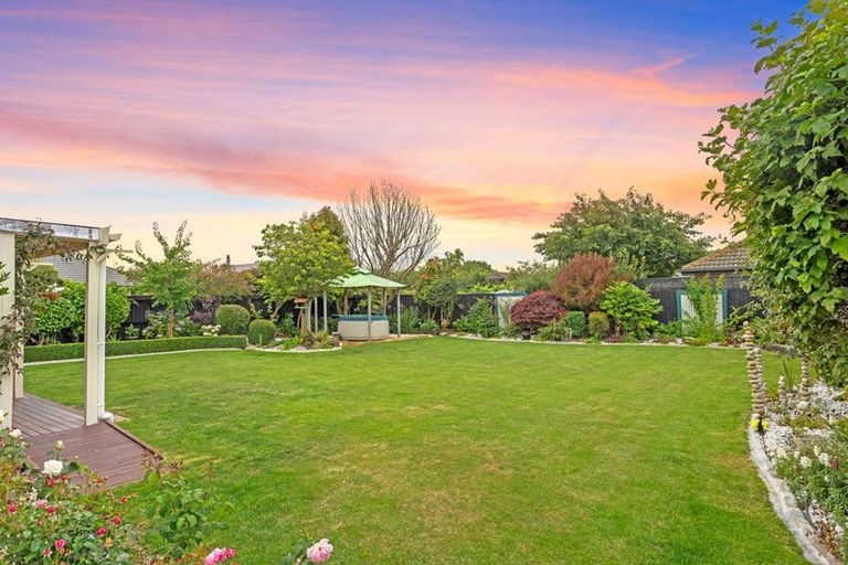 Photo of property in 25 Chartwell Close, Rangiora, 7400