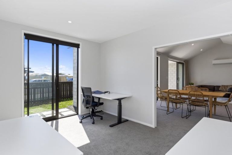 Photo of property in 25 Parkside Mews, Papamoa, 3118