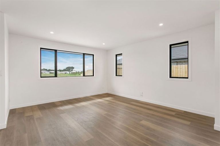 Photo of property in 25 Owaka Road, Wigram, Christchurch, 8025