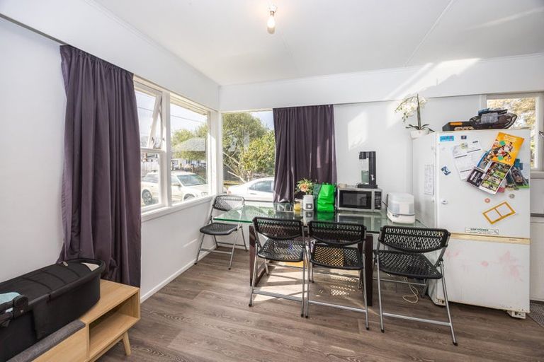 Photo of property in 75 Avalon Drive, Nawton, Hamilton, 3200