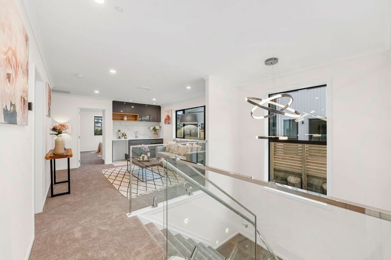 Photo of property in 30 Adamson Road, Flat Bush, Auckland, 2019