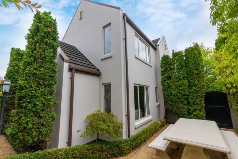 Photo of property in 21 Andover Street, Merivale, Christchurch, 8014