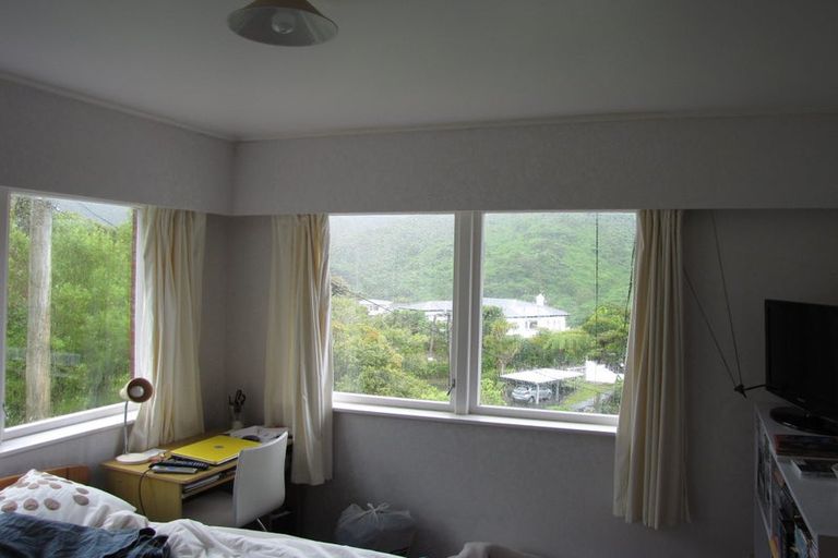 Photo of property in 35 Spencer Street, Crofton Downs, Wellington, 6035