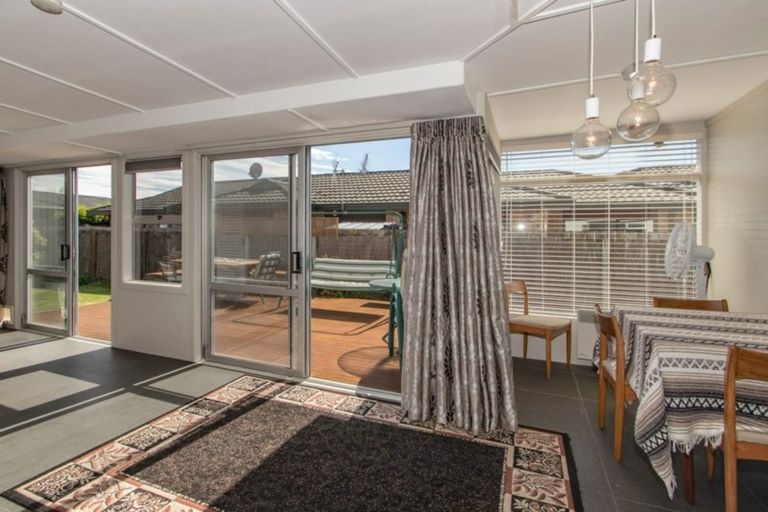 Photo of property in 16 Laurent Place, Greenmeadows, Napier, 4112