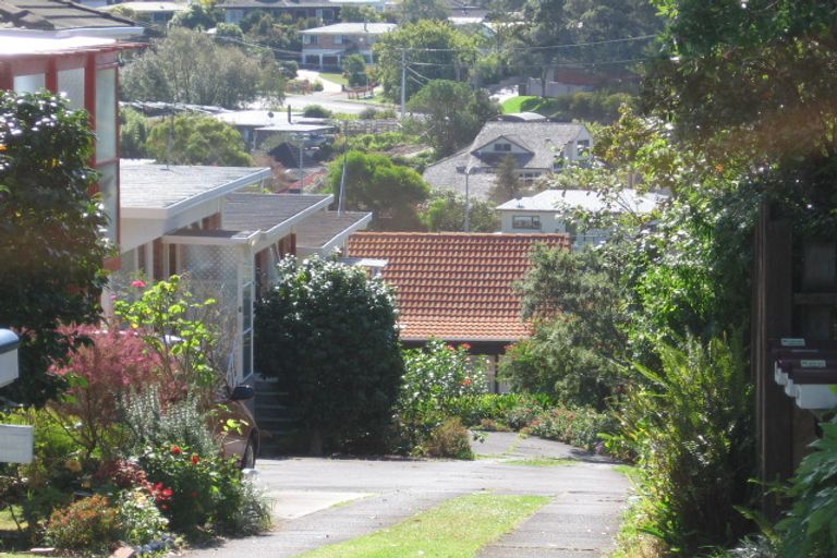 Photo of property in 4/7 Newhaven Terrace, Mairangi Bay, Auckland, 0630