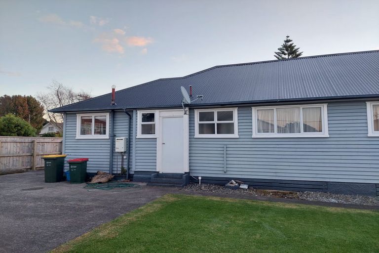 Photo of property in 5 List Street, Welbourn, New Plymouth, 4310