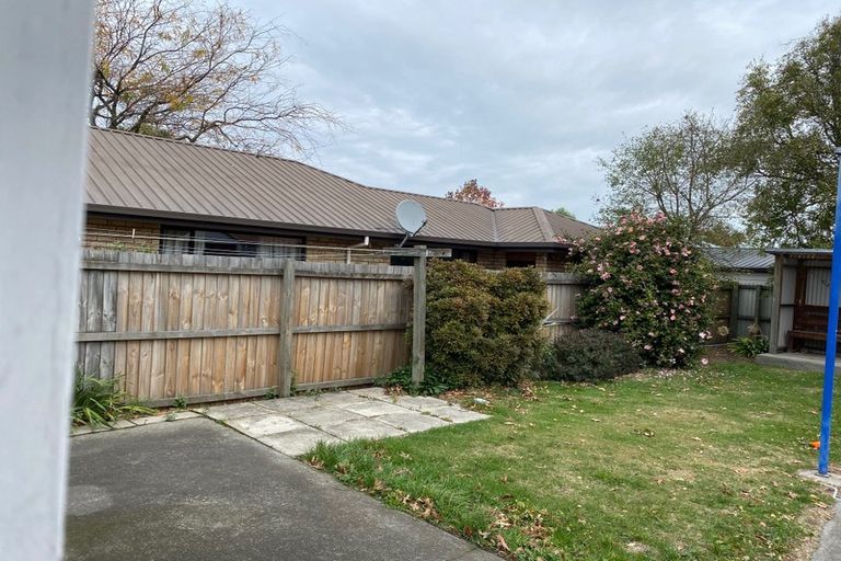 Photo of property in 2/14 James K Baxter Place, Addington, Christchurch, 8024