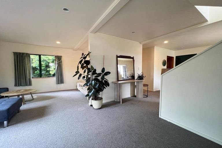 Photo of property in 123 Beach Haven Road, Beach Haven, Auckland, 0626