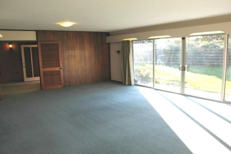 Photo of property in 18a Aileen Place, Upper Riccarton, Christchurch, 8041