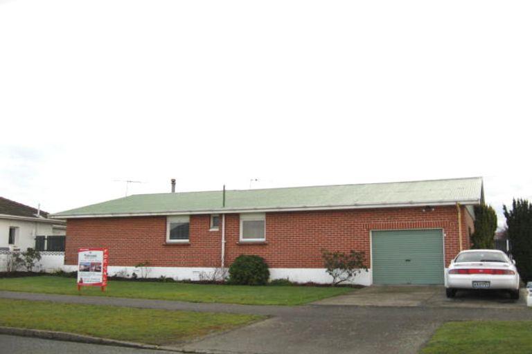 Photo of property in 92 Jenkin Street, Strathern, Invercargill, 9812