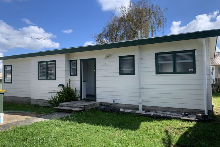 Photo of property in 16 Te Kanawa Crescent, Henderson, Auckland, 0610
